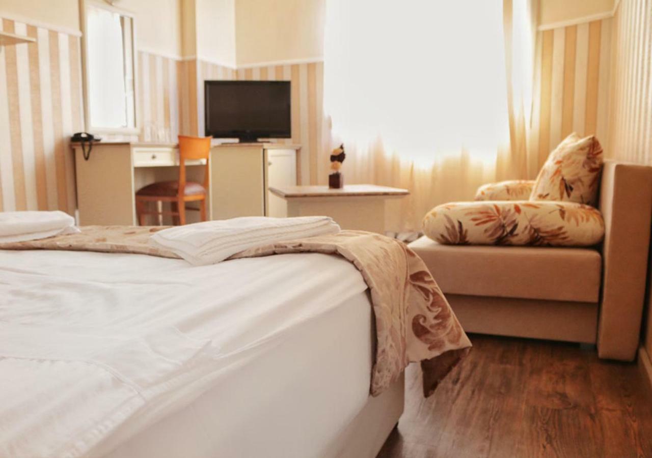 Green Hotel Alexander Palace Σόφια Εξωτερικό φωτογραφία
